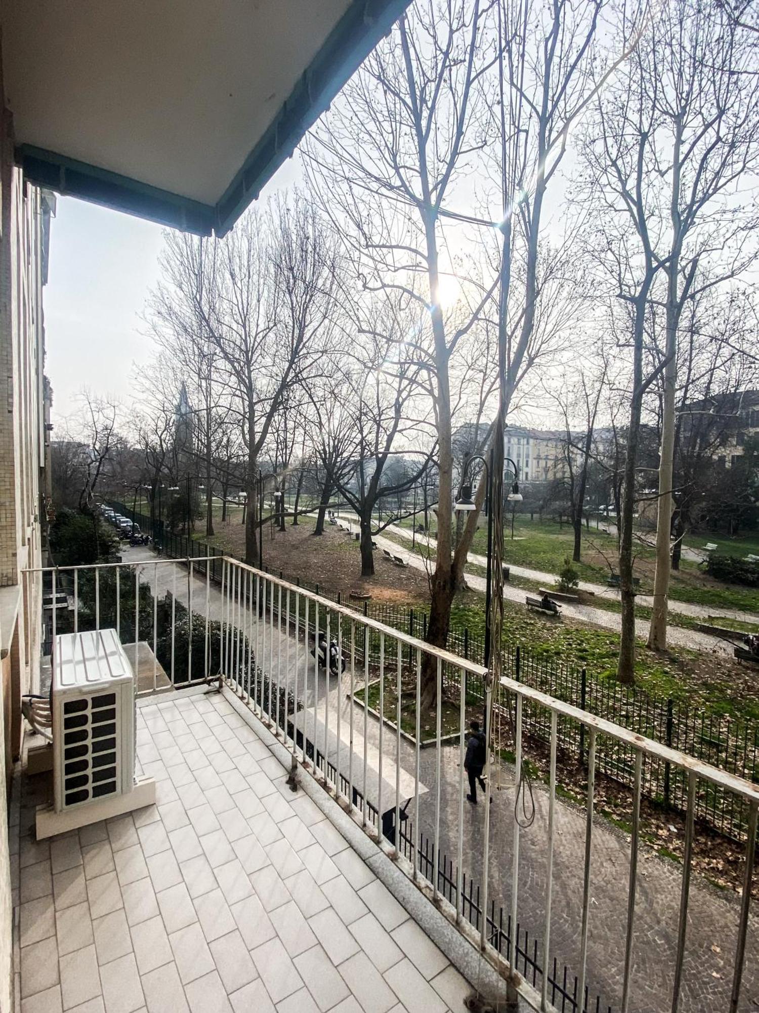 Molino Cozy Apartment With Park View In Downtown Milano Buitenkant foto